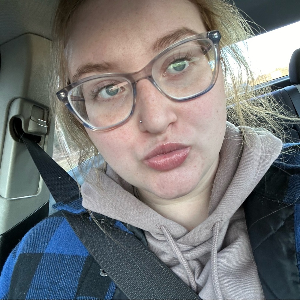 Meet your Posher, Lauryn
